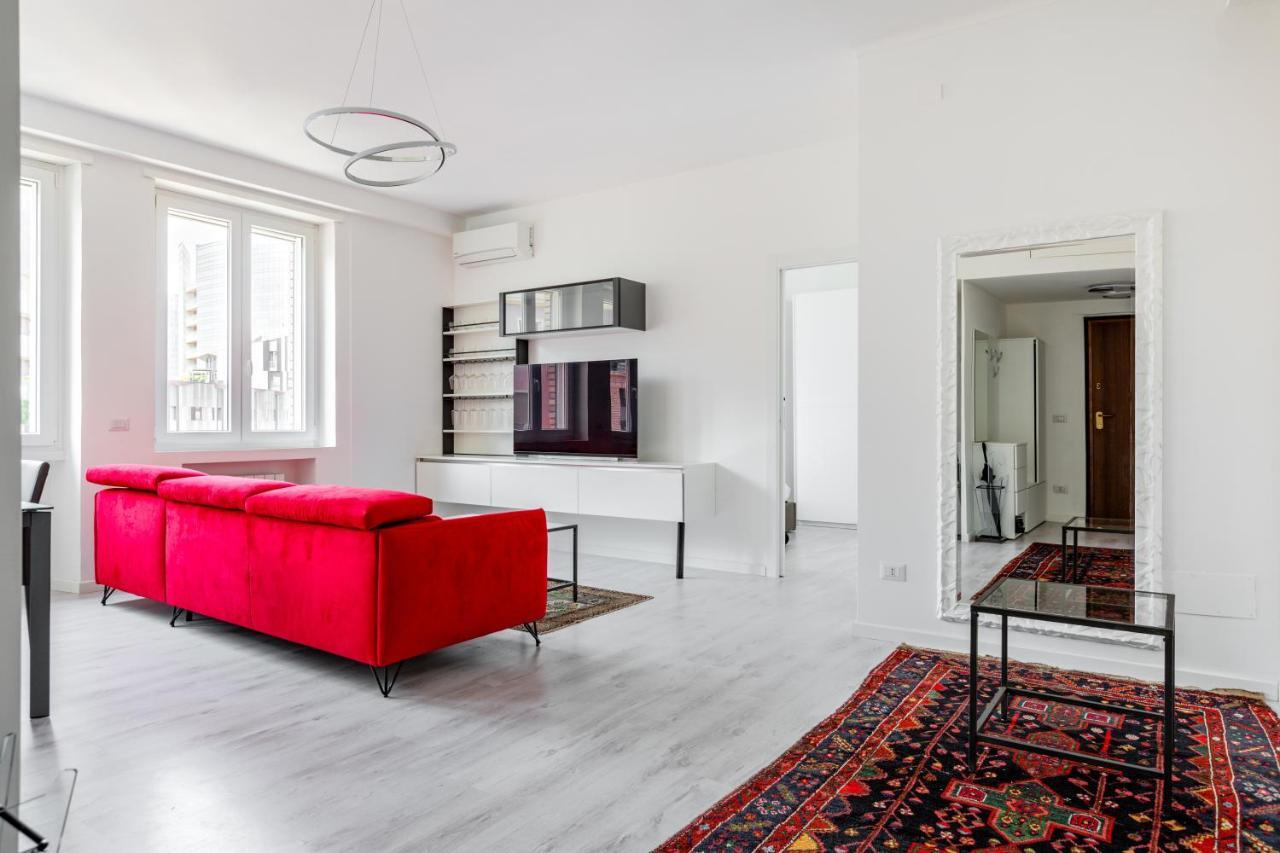 Garibaldi & Gae Aulenti Modern Apt With Private Parking! ミラノ エクステリア 写真