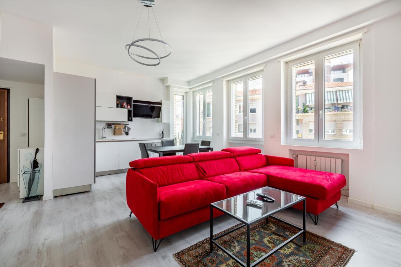 Garibaldi & Gae Aulenti Modern Apt With Private Parking! ミラノ エクステリア 写真